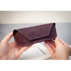 burgundy real Leather sunglasses case for women with embossed rustic Mountain And tree | bordo leather glasses case Boho, cute glasses case